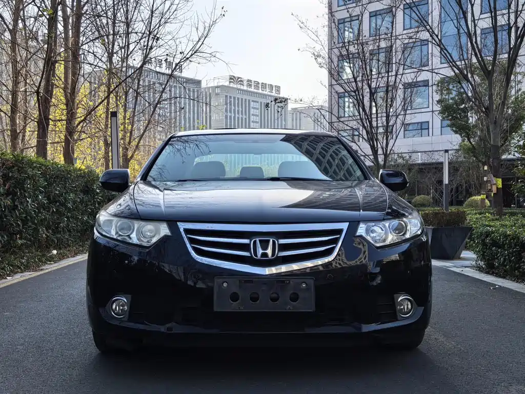 Honda Spirior 2014 — фото 10