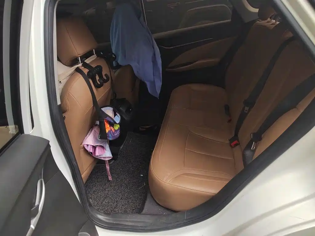 Buick Excelle 2019 — фото 15