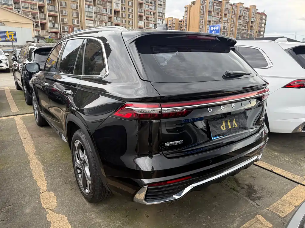 Geely Xingyue L 2024 — фото 17