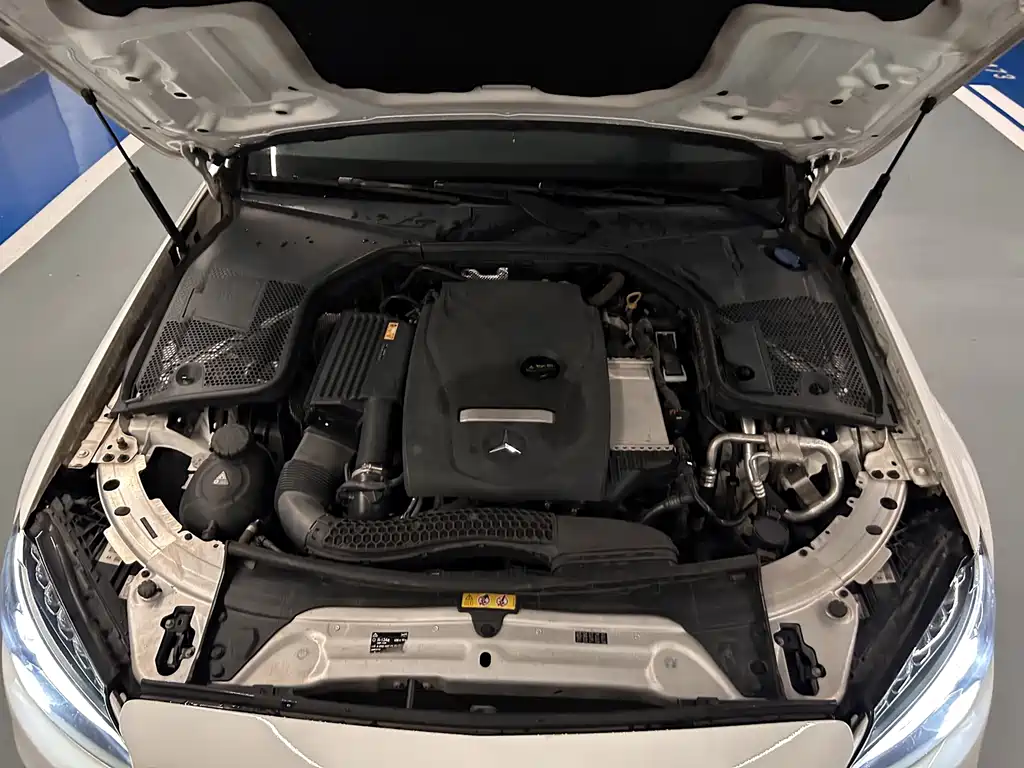 Mercedes-Benz C-Class 2018 — фото 18