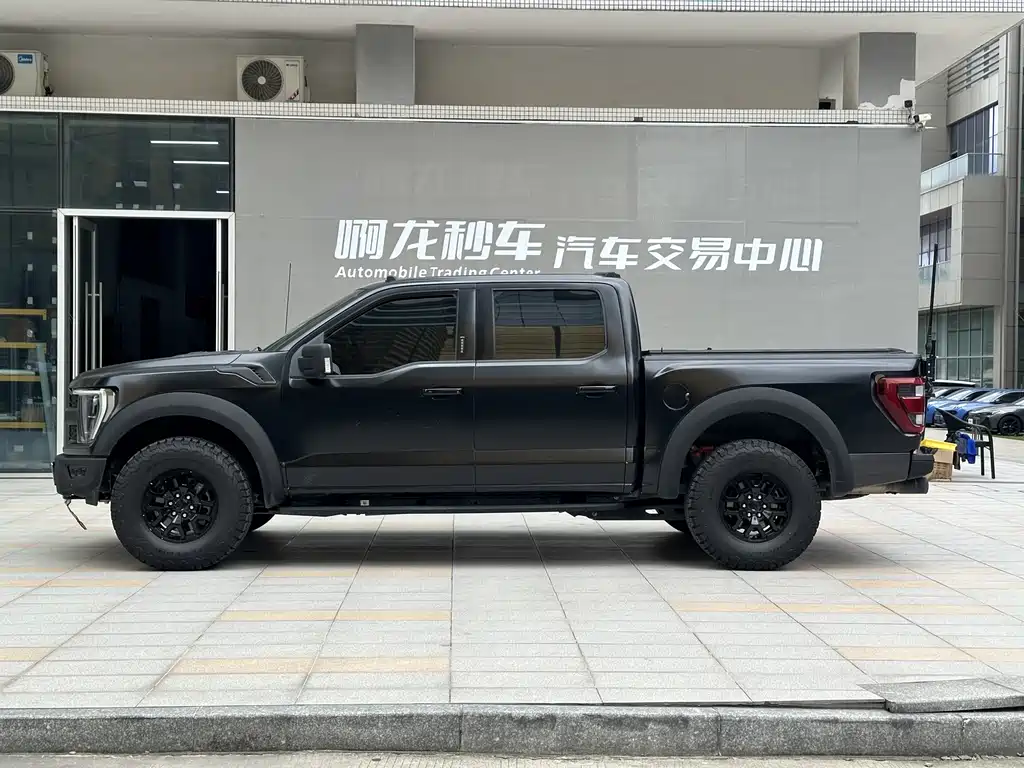 Ford F-150 Raptor 2023 — фото 19