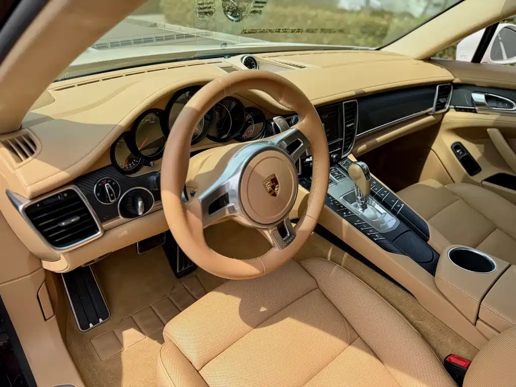 Porsche Panamera 2015