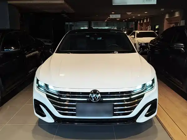 Volkswagen CC 2024