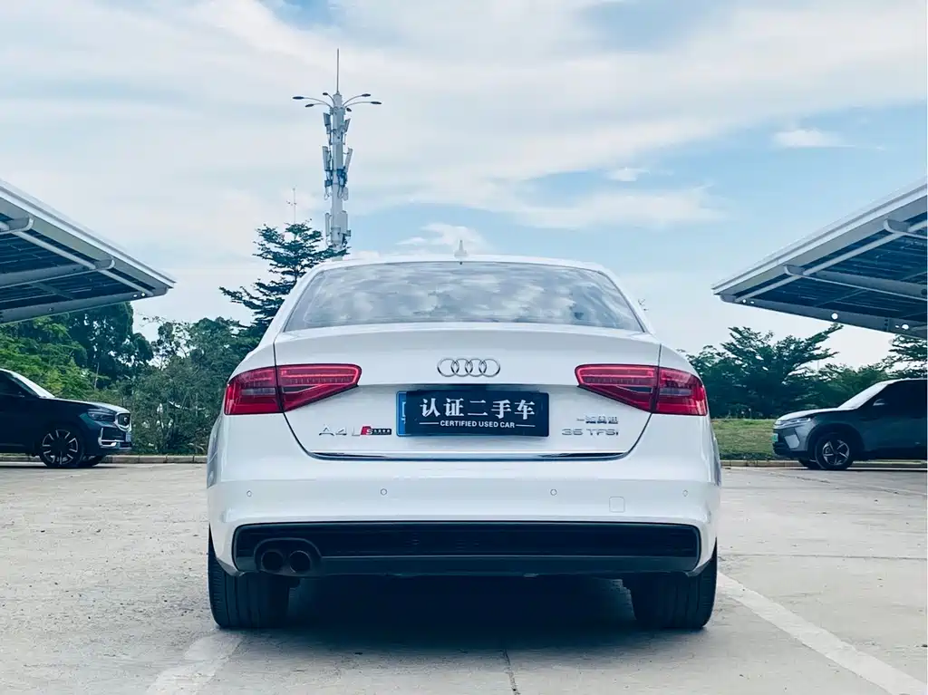 Audi A4L 2016