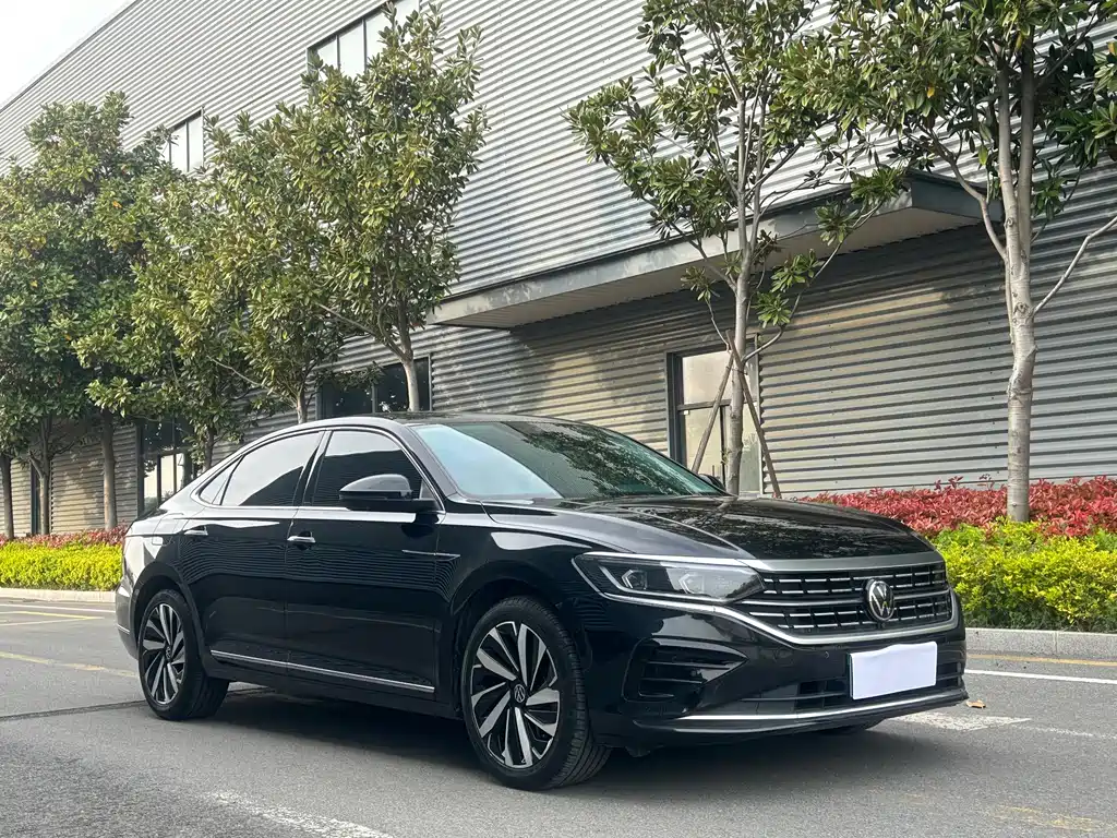 Volkswagen Passat 2024 — фото 2