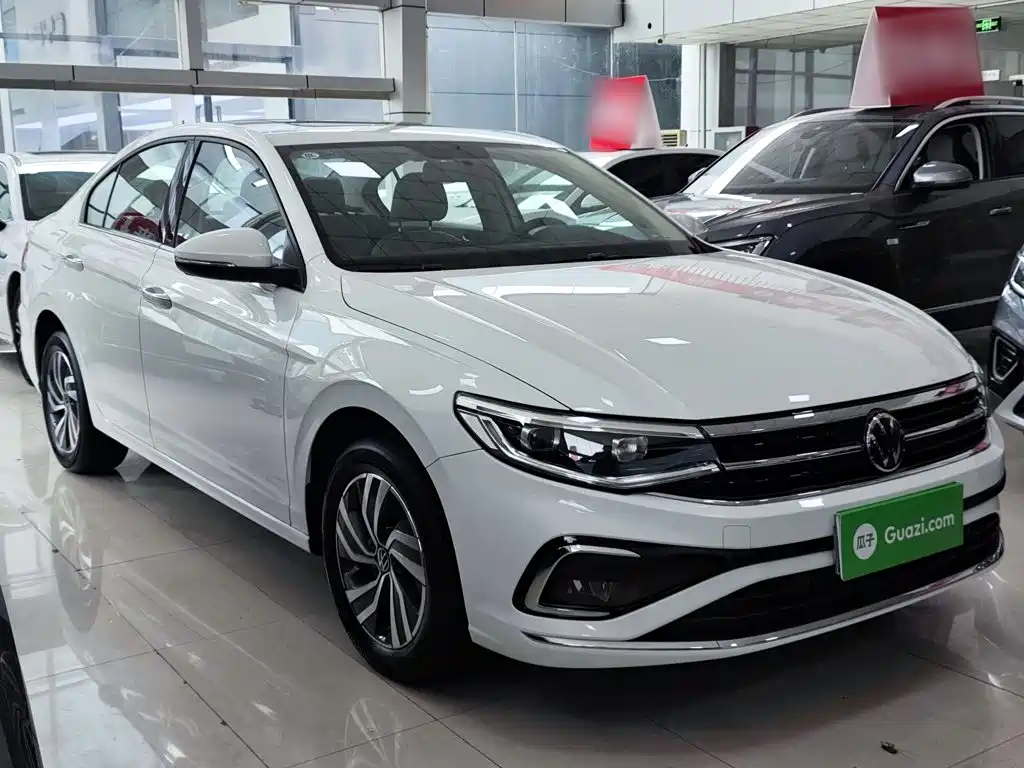 Volkswagen Bora 2024
