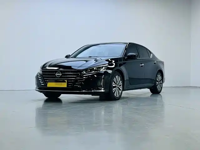 Nissan Teana 2024