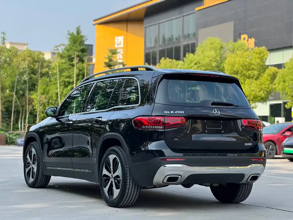 Mercedes-Benz GLB 2022 — фото 13