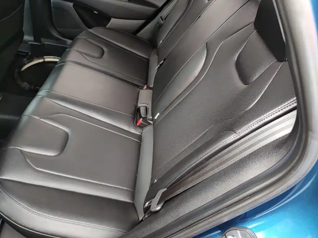Hyundai Elantra 2020 — фото 17
