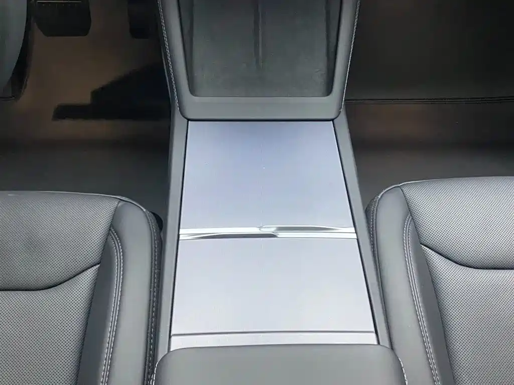 Tesla Model 3 2025 — фото 20