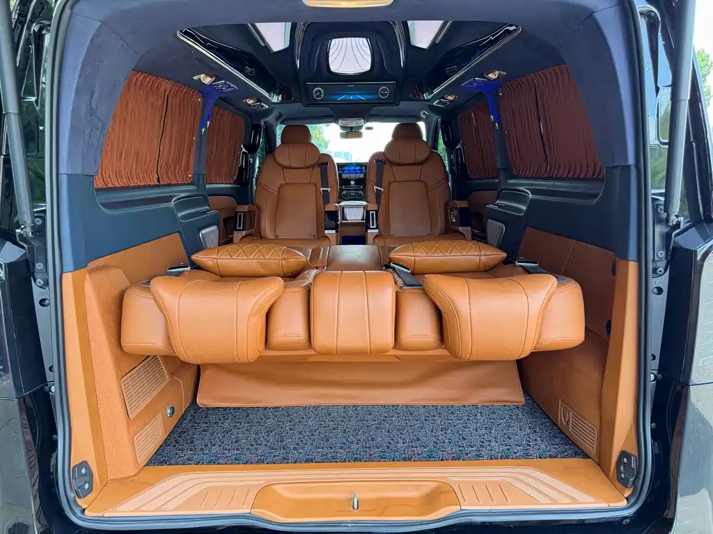 Mercedes-Benz Vito 2023 — фото 22