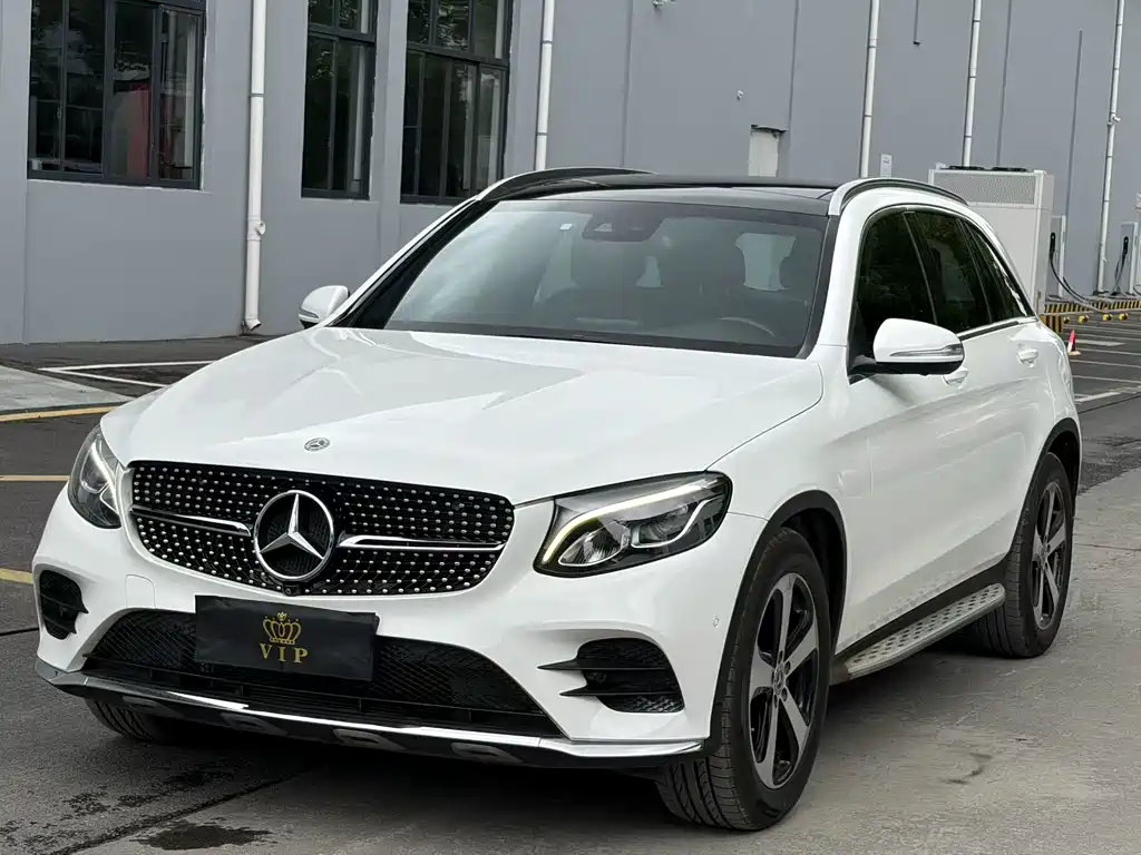 Mercedes-Benz GLC 2017 — фото 1