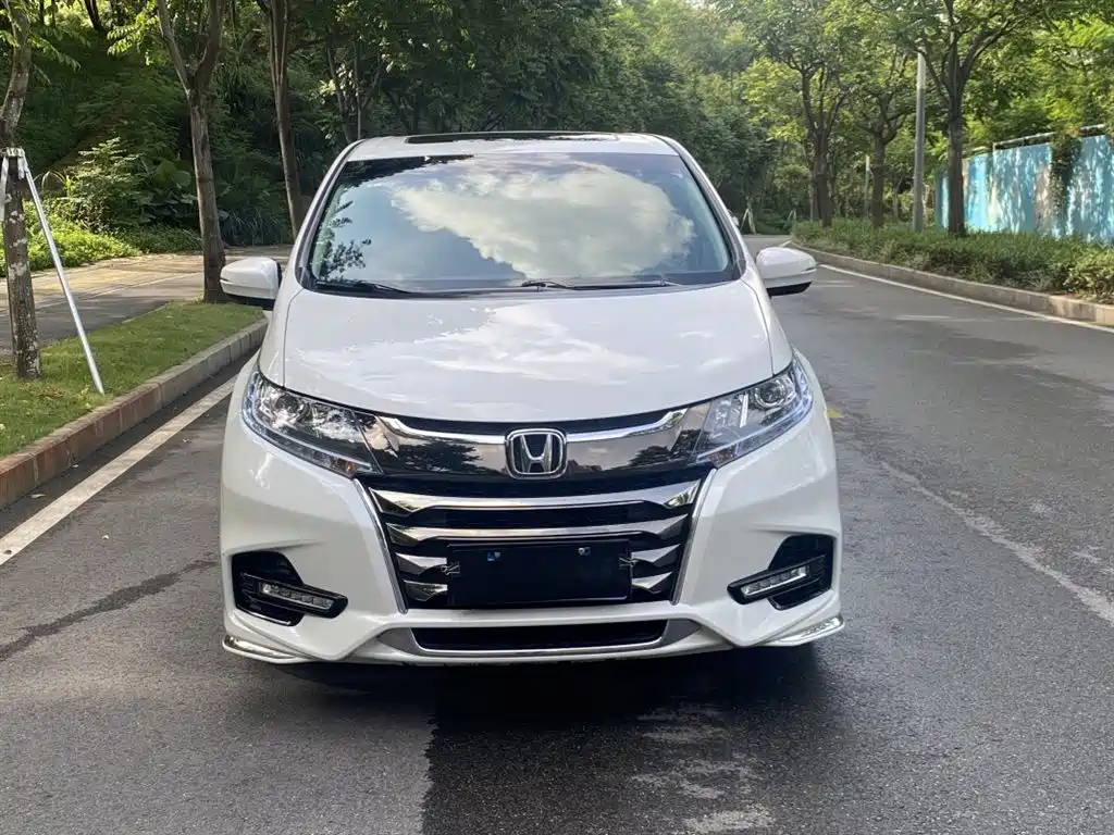 Honda Odyssey 2021 — фото 11