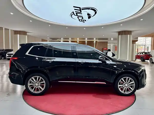 Cadillac XT6 2021