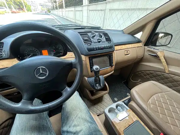 Mercedes-Benz Vito 2013