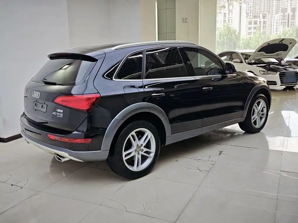 Audi Q5 2018 — фото 9