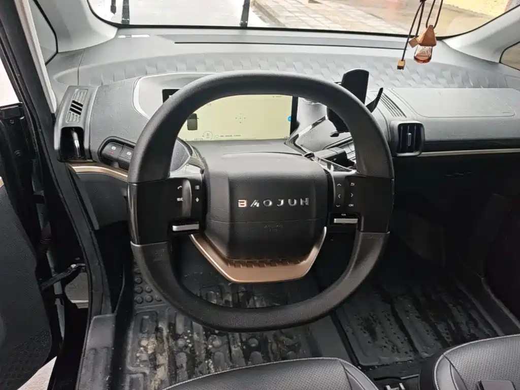 Baojun Kiwi EV 2022 — фото 11
