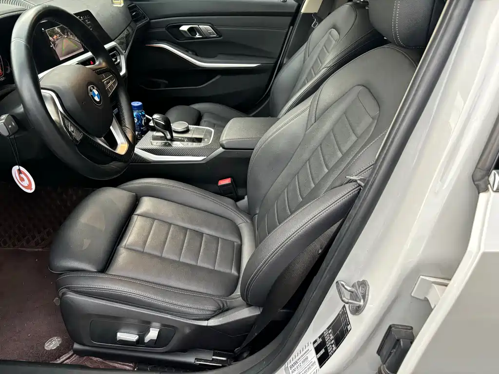 BMW 3 Series 2020 — фото 10