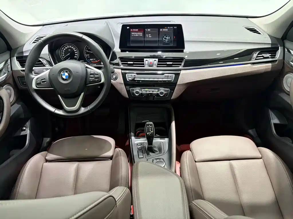 BMW X1 2022 — фото 8