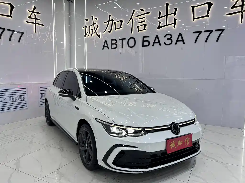 Volkswagen Golf 2024