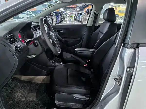 Volkswagen Polo 2013