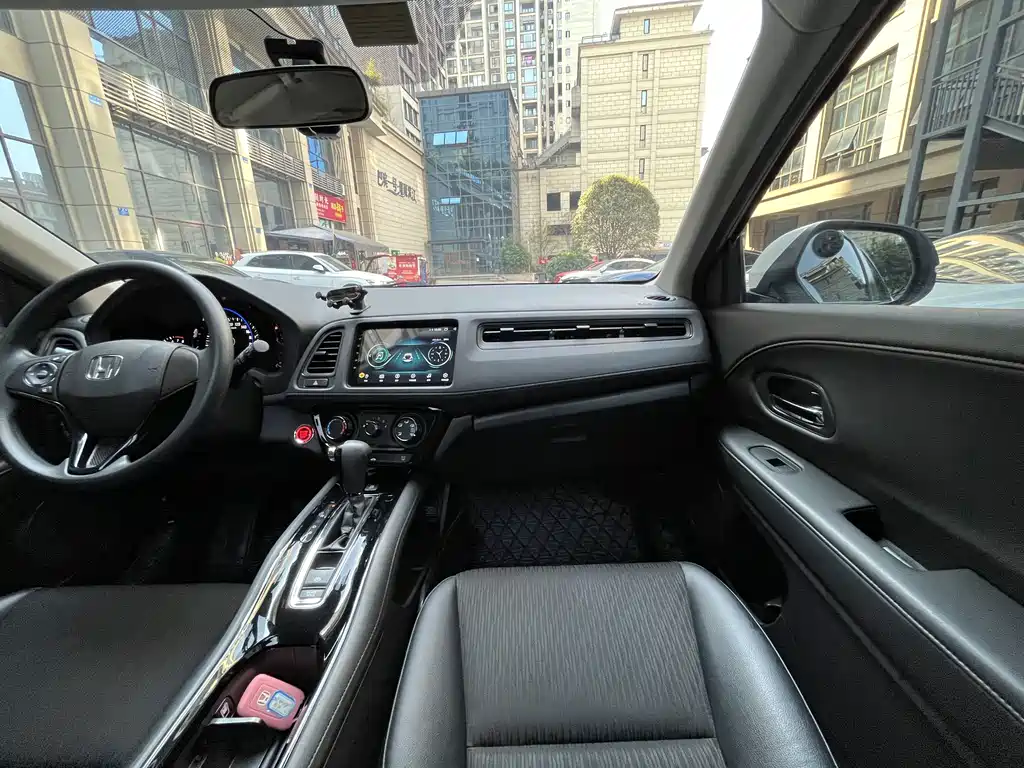 Honda Vezel 2020 — фото 14