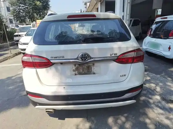 Brilliance V5 2016