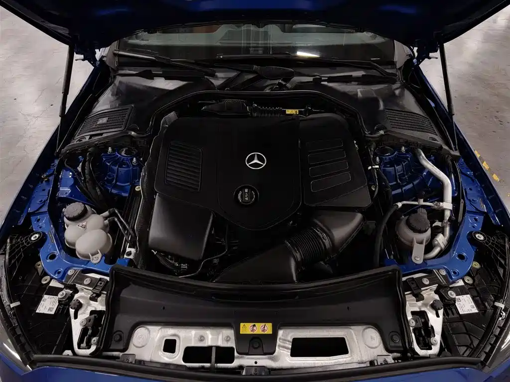 Mercedes-Benz C-Class 2023 — фото 6