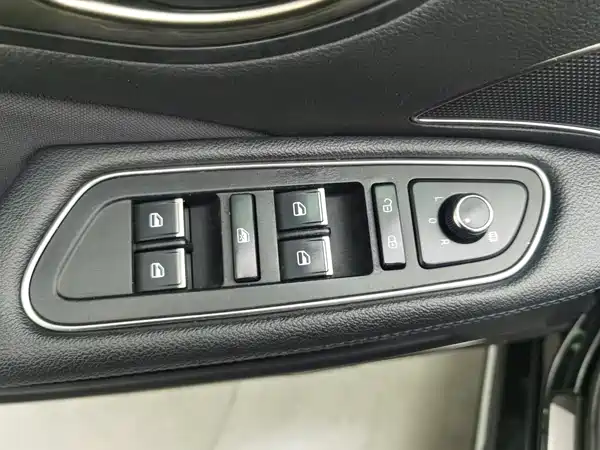 Hongqi H7 2020