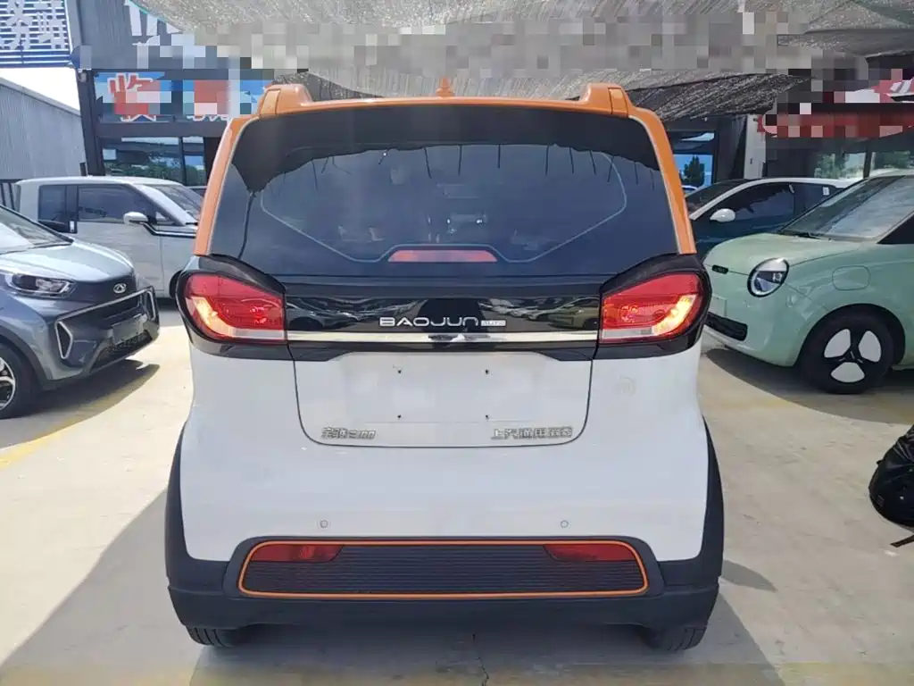 Baojun E100 2019