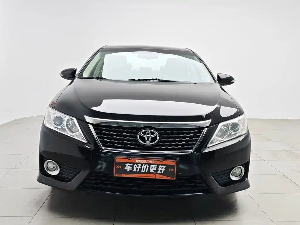 Toyota Camry 2012 — фото 3