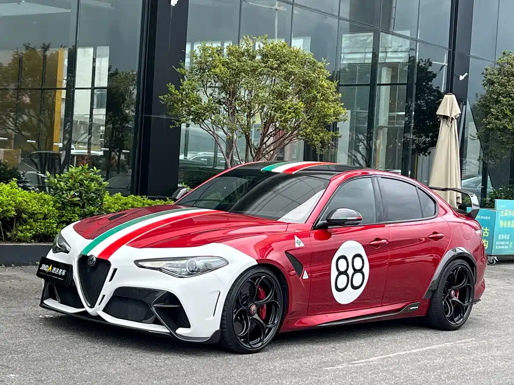 Alfa Romeo Giulia Juliet 2023 — фото 1
