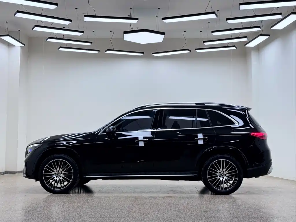 Mercedes-Benz GLC 2024 — фото 3