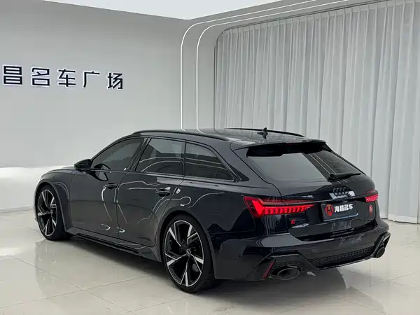 Audi RS 6 2022
