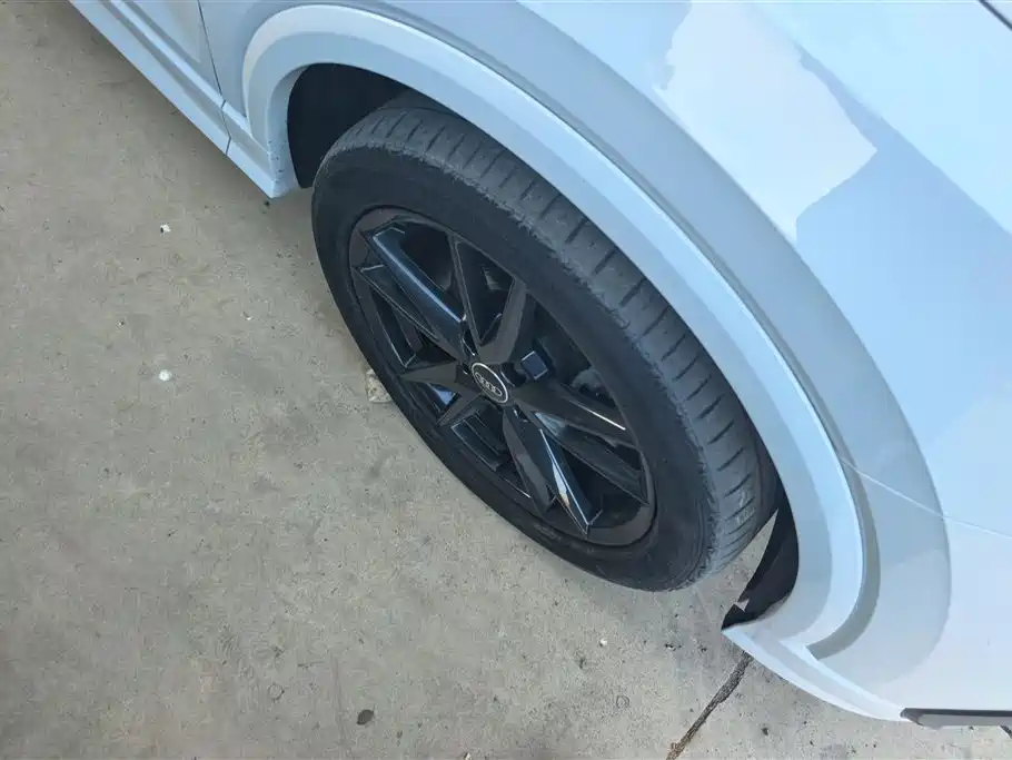 Audi Q2L 2022