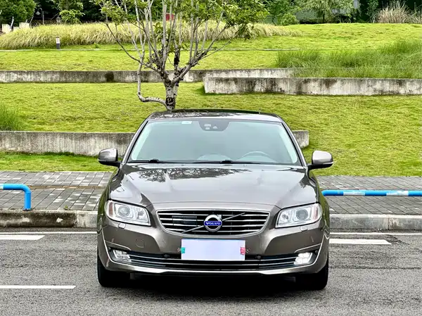 Volvo S80L 2015