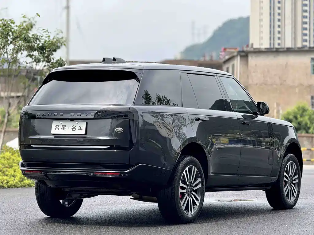 Land Rover Range Rover 2023 — фото 15