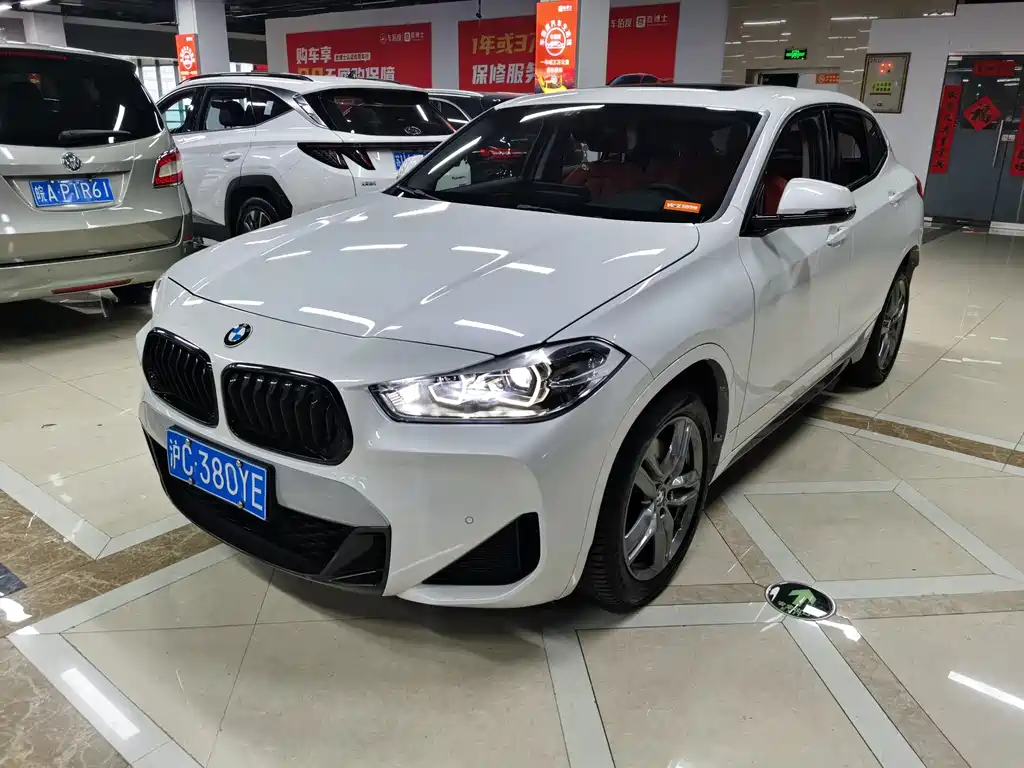 BMW X2 2021 — фото 1