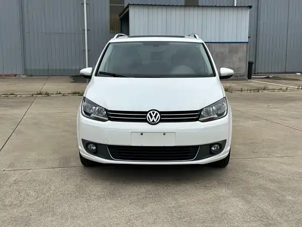 Volkswagen Touran 2015