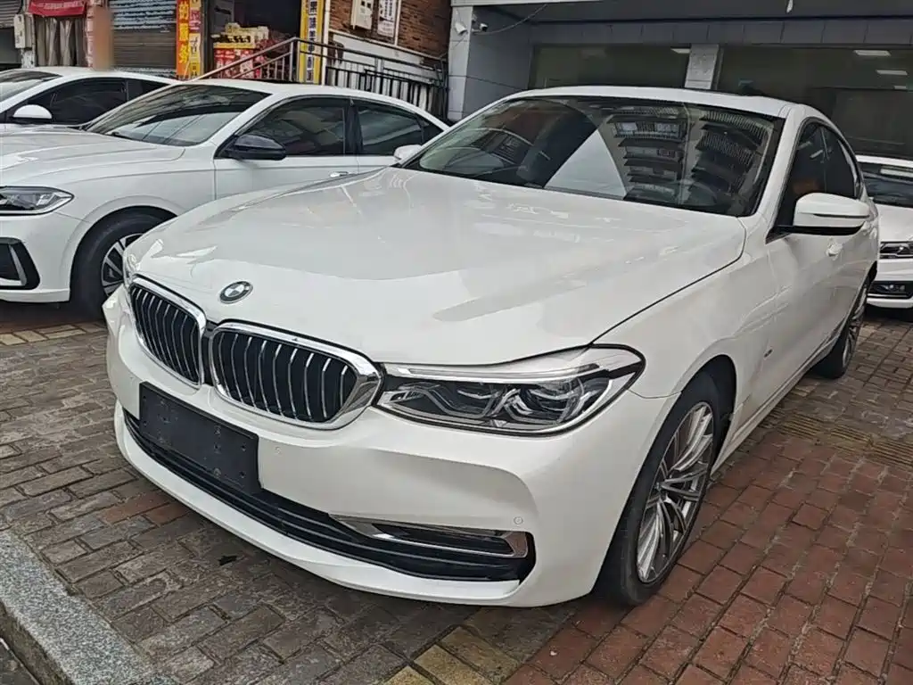 BMW 6 Series GT 2019 — фото 2