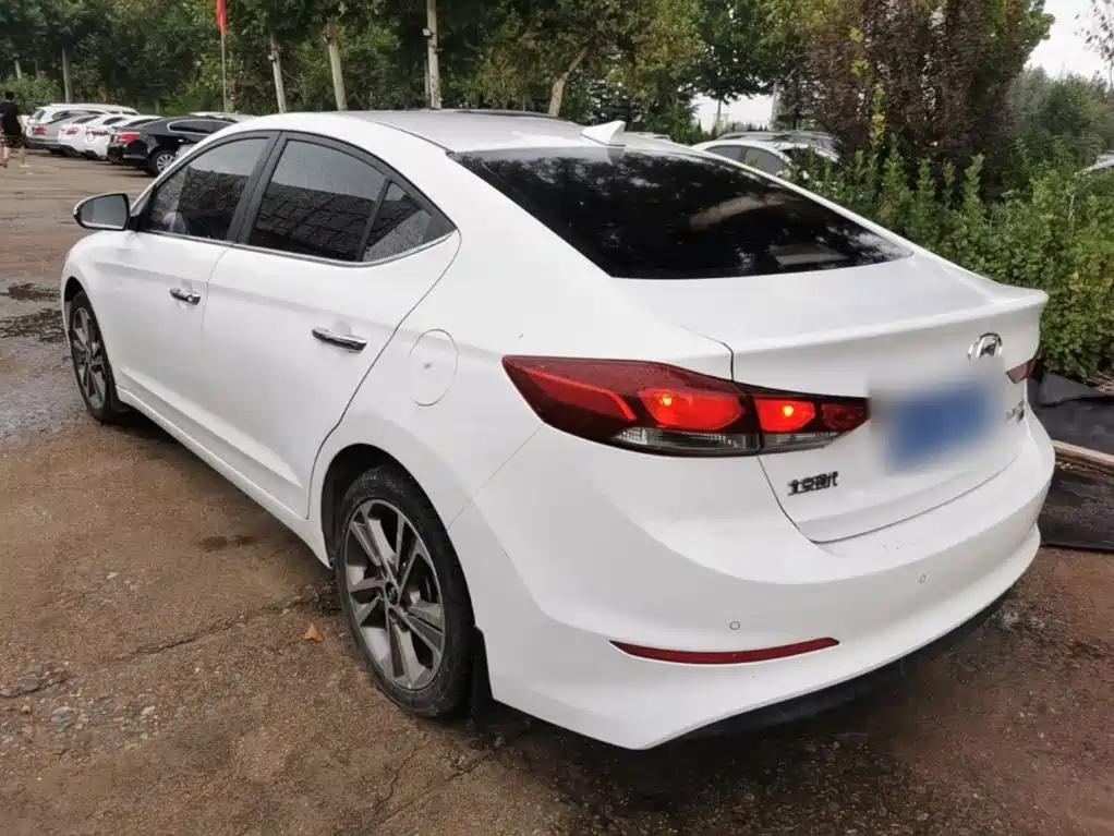 Hyundai Celesta 2018 — фото 5