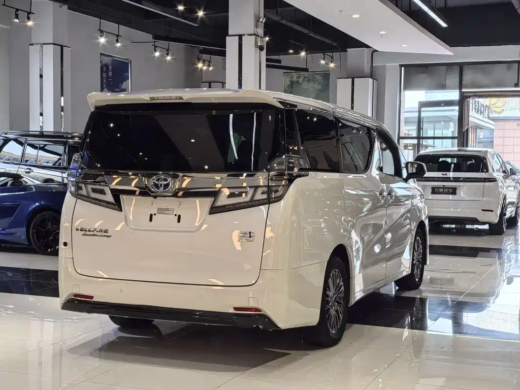Toyota Vellfire 2020