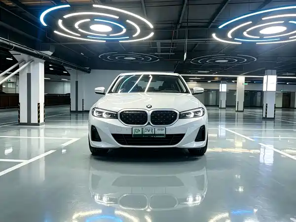 BMW i3 2024
