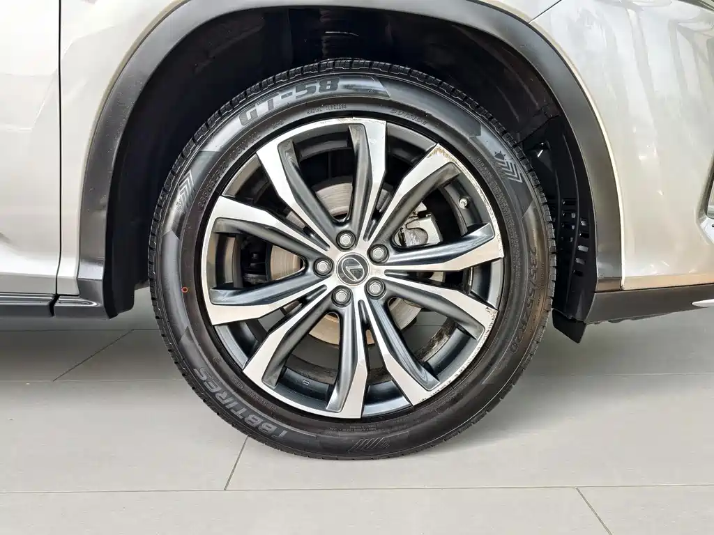 Lexus RX 2020 — фото 16