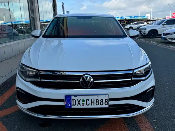 Volkswagen Bora 2023