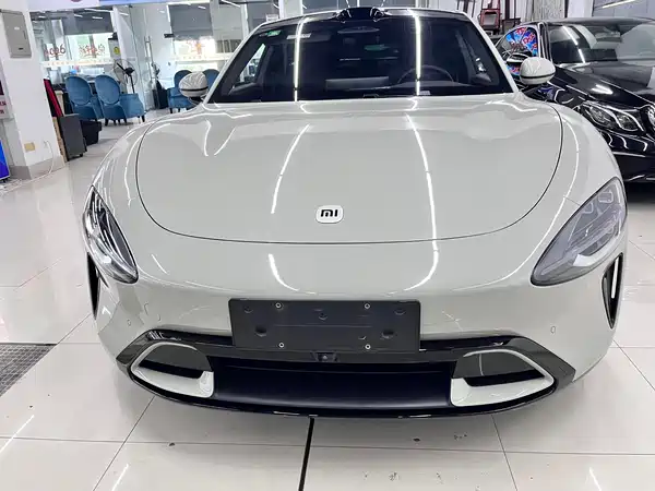 Xiaomi SU7 2025