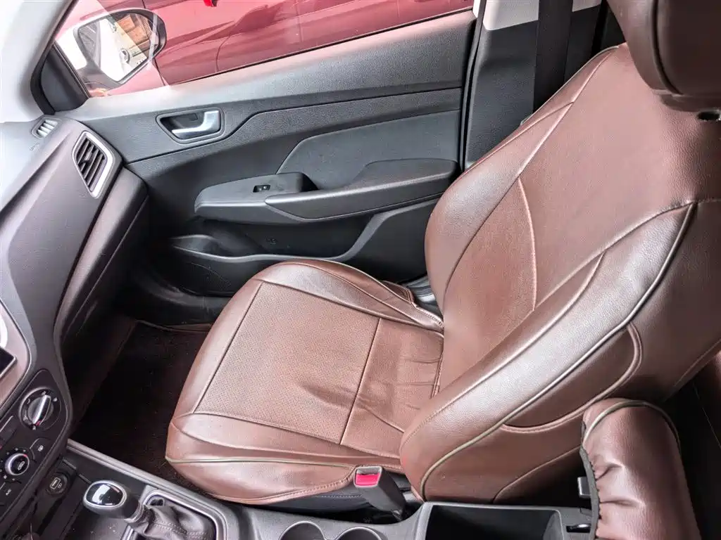 Hyundai Verna 2020 — фото 10