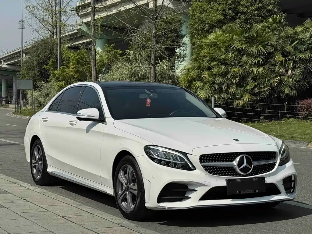 Mercedes-Benz C-Class 2020 — фото 3