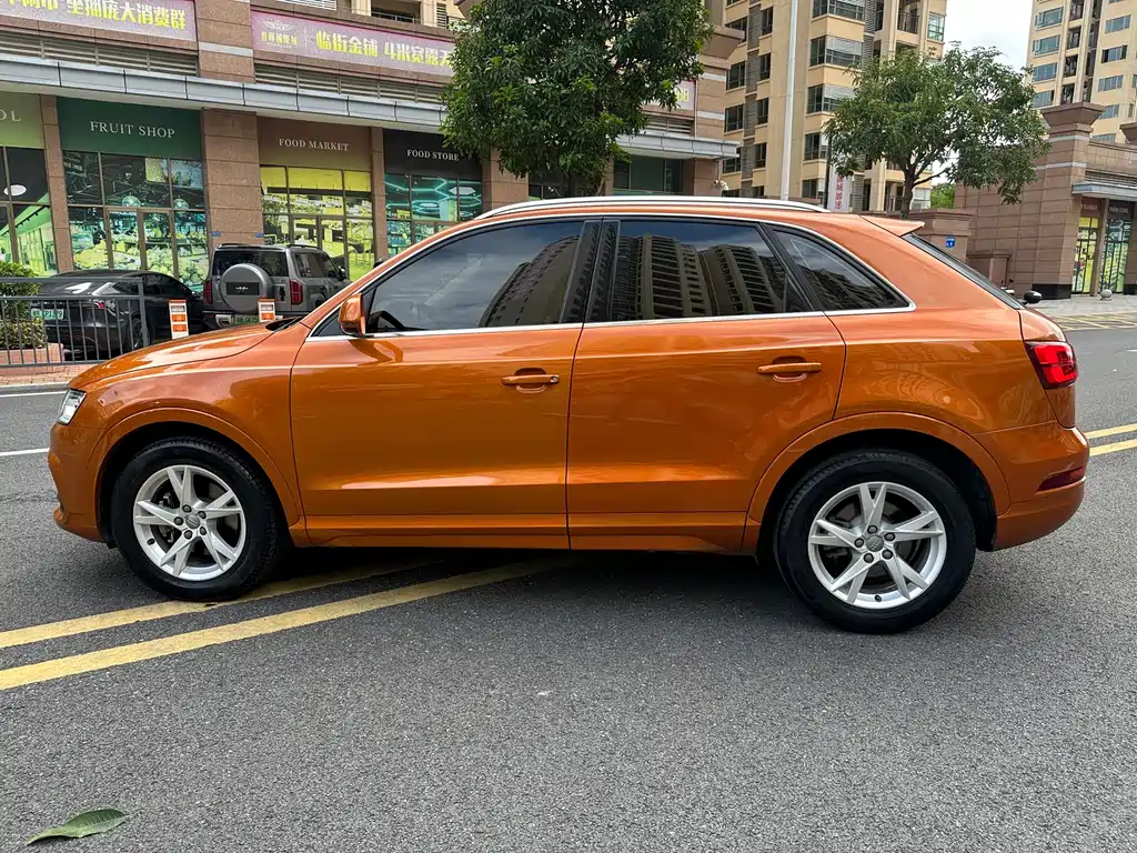 Audi Q3 2017 — фото 18