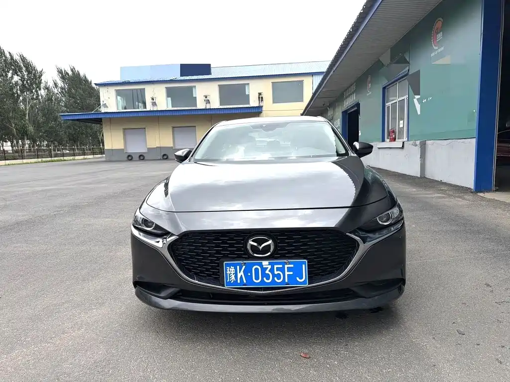 Mazda 3 Axela 2021